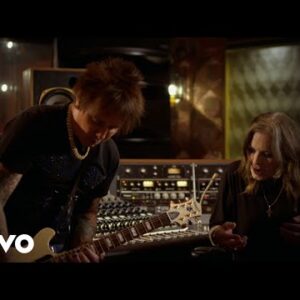 Billy Morrison, Ozzy Osbourne ft. Steve Stevens – Gods of Rock N Roll